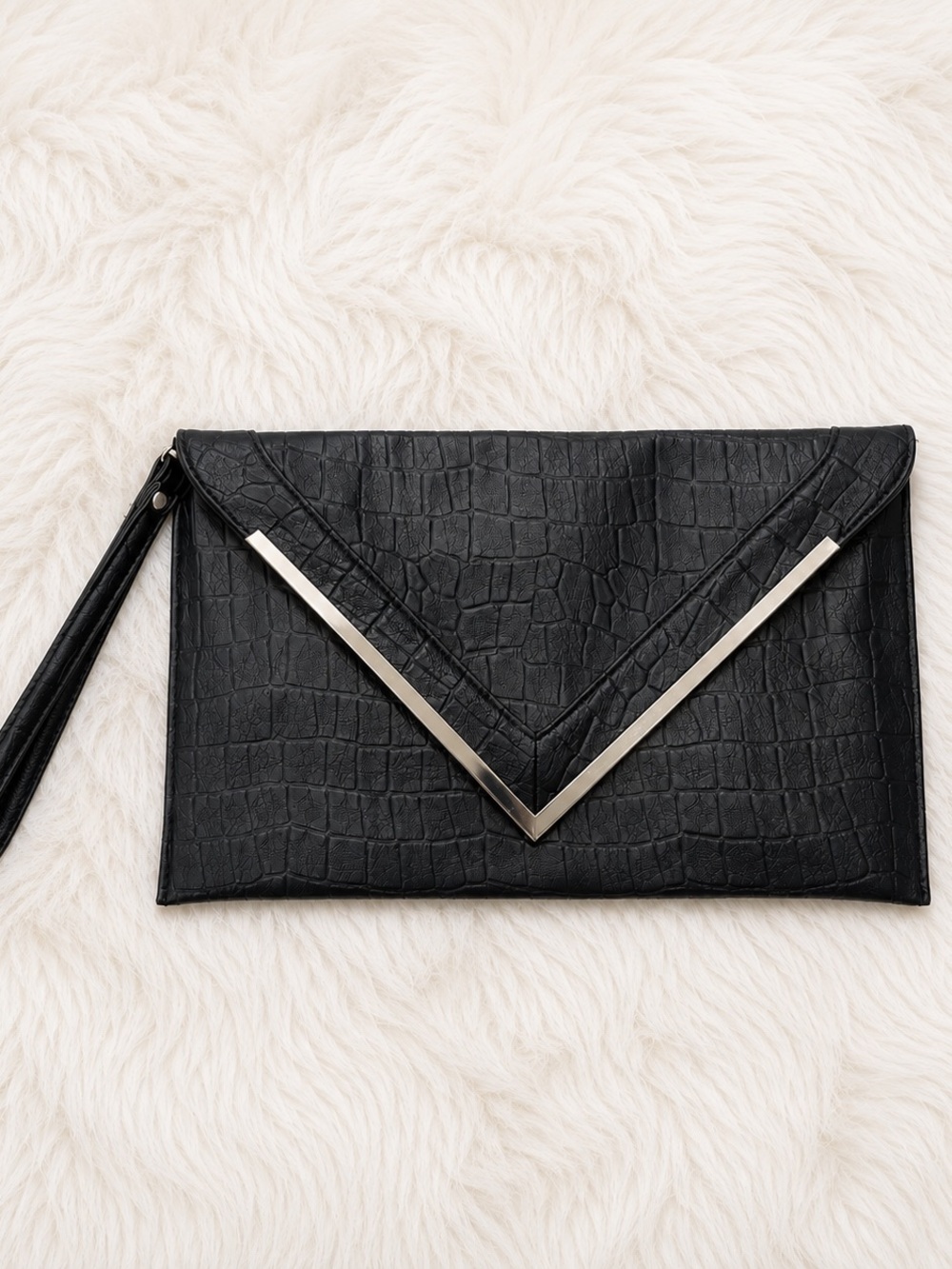 Black Croc Embossed Envelope Clutch Wristlet Silver Tone V Accent